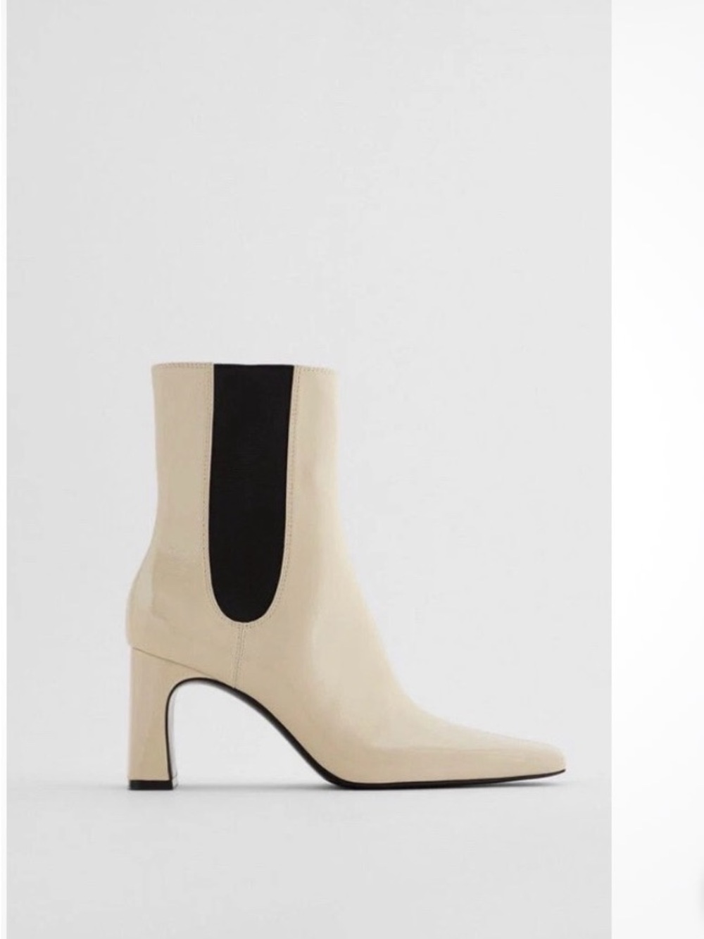 Zara’s Women's Cream Chelsea Block Heel Boot with Black Elastic and square toe